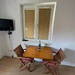 Ribarev Dom 아파트 드라게