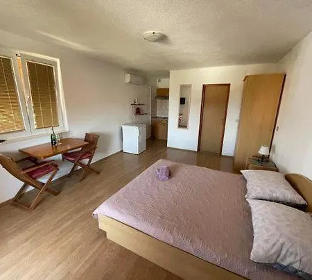 Ribarev Dom Apartman Drage